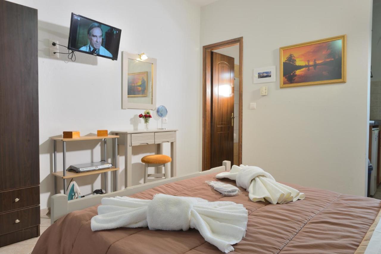 Artemis Apartments โคนิทซา ภายนอก รูปภาพ