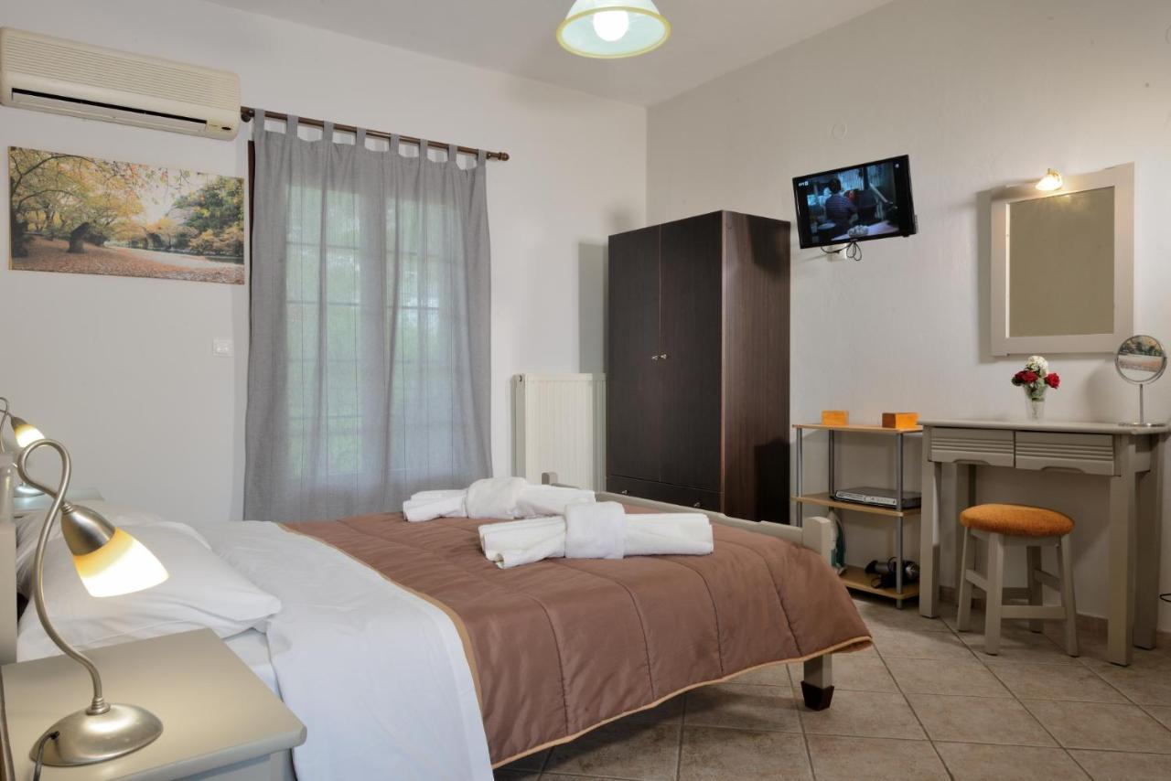 Artemis Apartments โคนิทซา ภายนอก รูปภาพ