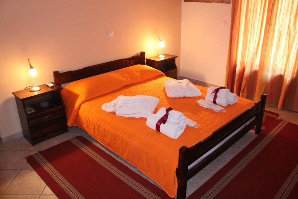 Artemis Apartments โคนิทซา ภายนอก รูปภาพ